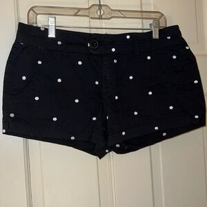 Black and white polkadot cloth shorts
